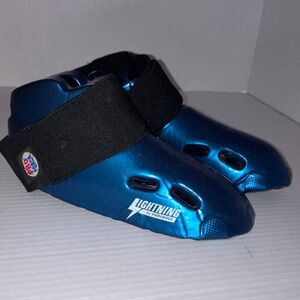Kids Taekwondo Karate Sparring Gear Foot Guard Shoes Blue